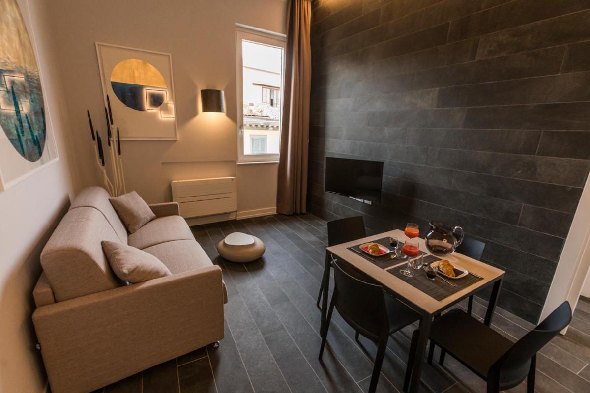 Residenza Trinita Maggiore Napoli Exterior foto